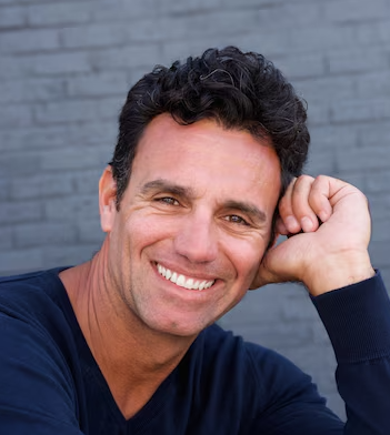 Antonio L. – 52 lata